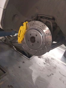 从容制动，精准演绎——奔驰SL350改装Brembo六活塞刹车卡钳+Dicase孔线盘案例